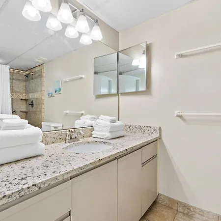 Aquavista Beach Resort By Panhandle Getaways Panama City Beach Room photo
