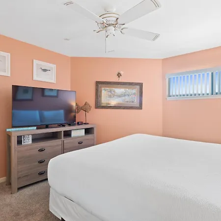Aquavista Beach Resort By Panhandle Getaways Panama City Beach Room photo