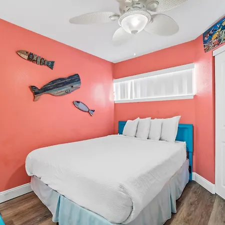 Aquavista Beach Resort By Panhandle Getaways Panama City Beach Room photo